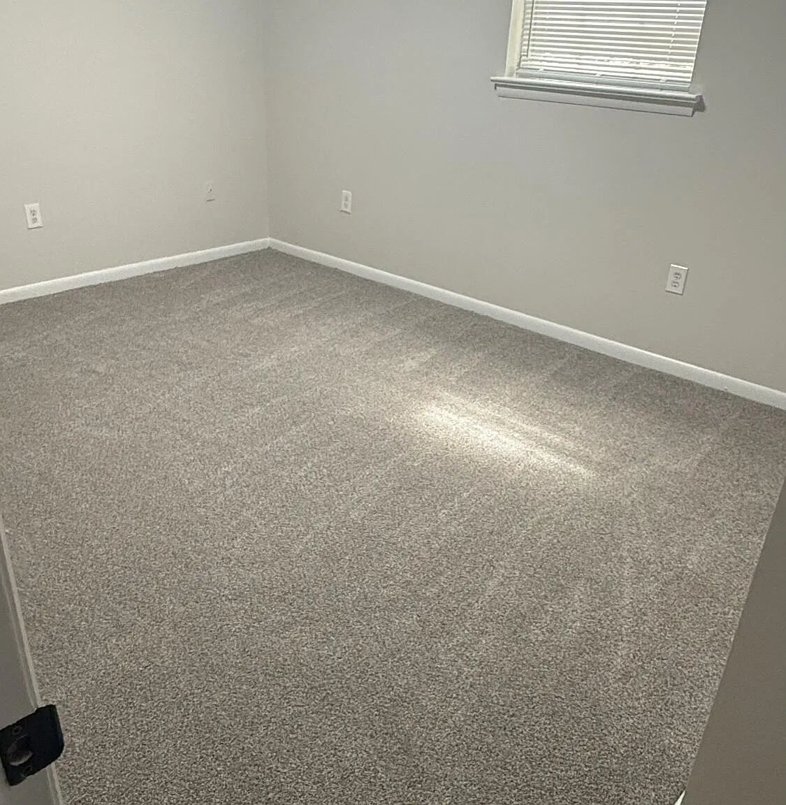 2 bed, 1.0 bath, 600 sqft, $1,095 — Photo 2