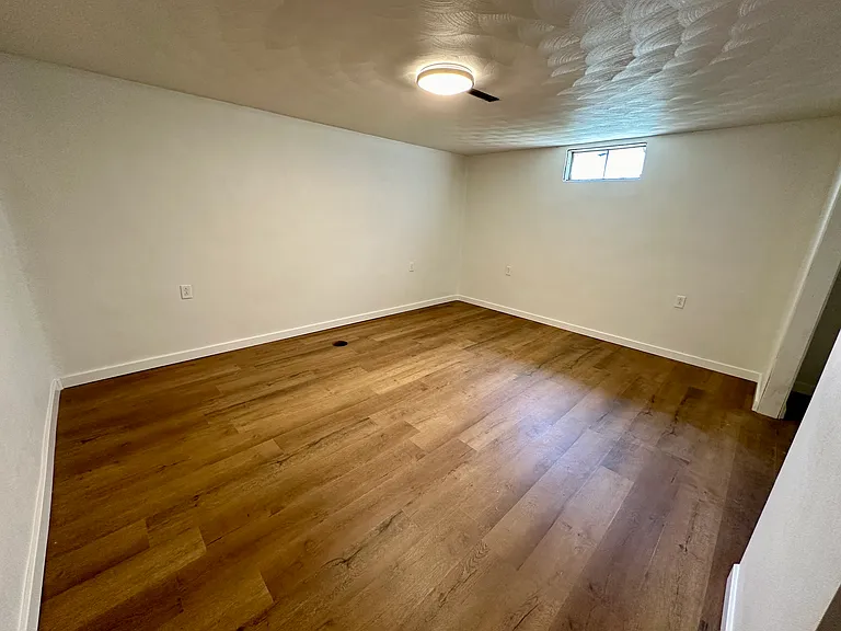 1814 Stoddard St — Photo 19