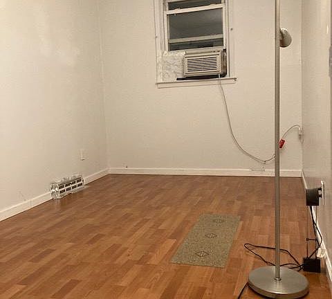 2nd image of 4718 210th St