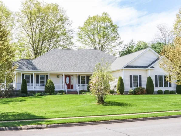 35 Farmington Cres, Feeding Hills, MA 01030