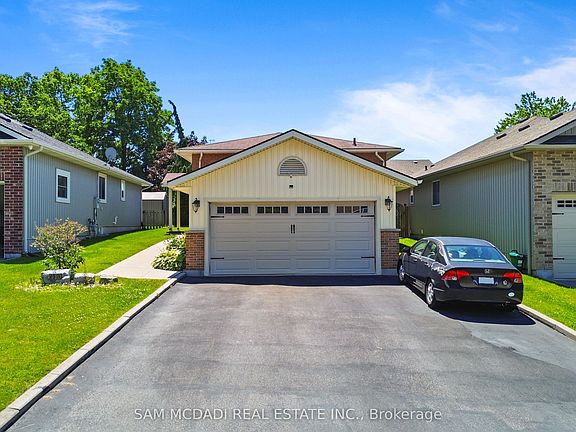 3rd image of 7570 Nadia Ct