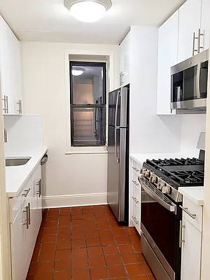 Rented by Ideal Properties Group | media 10