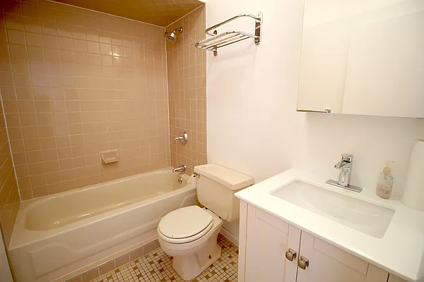 Rented by Alpha Properties NYC I LLC | media 9