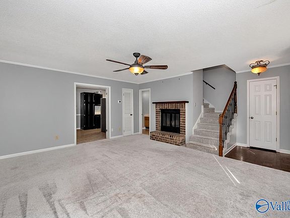 3rd image of 11530 Jade Ln SE