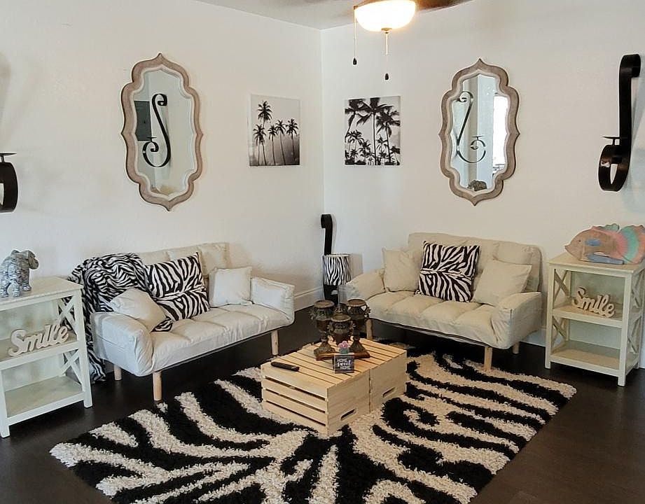 New, clean, spacious hangout area.