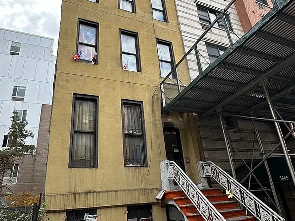 1889 Lexington Ave #12, New York, NY 10035