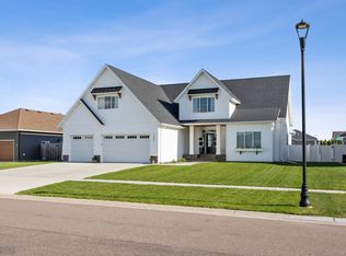 2652 70th Ave S, Fargo, ND 58104
