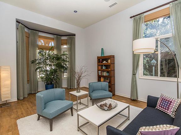 5th image of 31755 Blue Meadow Ln