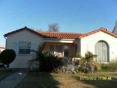 1961 W 82nd St, Los Angeles, CA, 90047