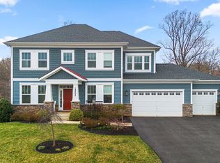 18608 Compher Ct, Poolesville, MD 20837