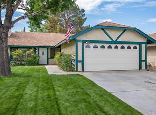 1008 E Newgrove St, Lancaster, CA 93535