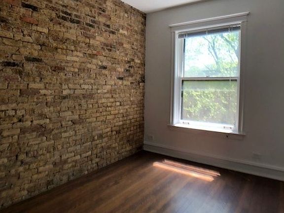5th image of 1436 W Summerdale Ave #1