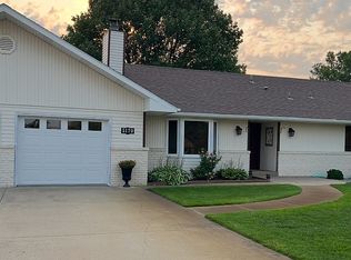 5170 N Shore Pl, Columbus, NE 68601