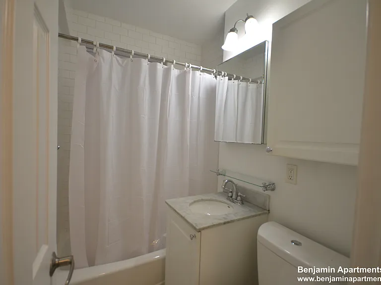 50 Alton Pl #1 — Photo 11