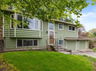 8611 SW 50th Ave, Portland, OR 97219