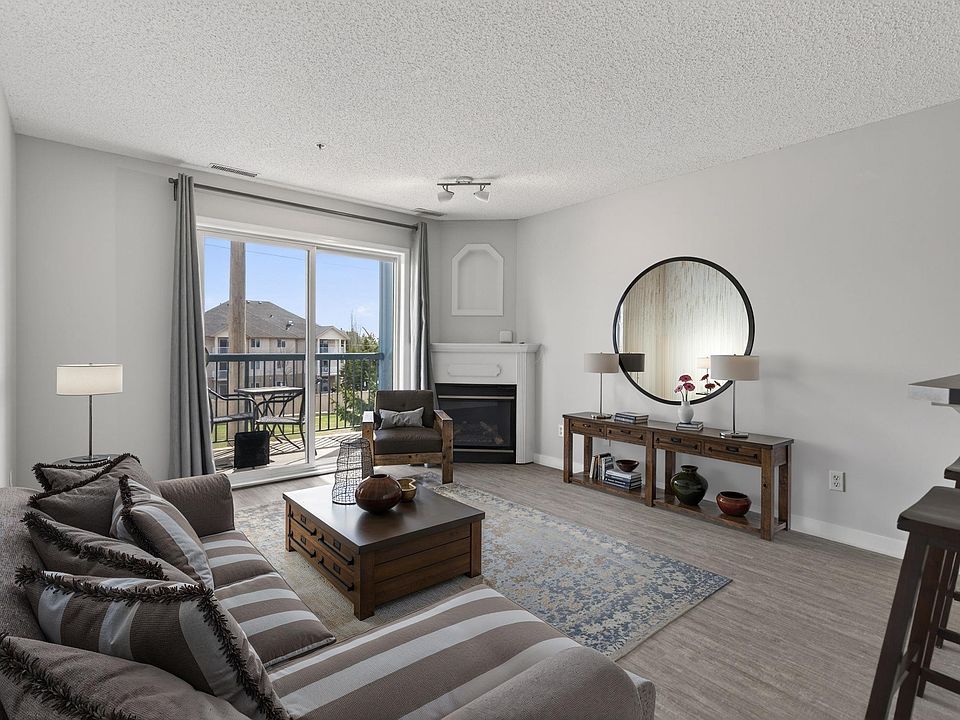 1st image of 16303 95th St NW #319