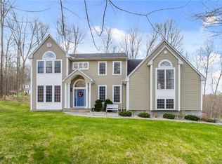 5 Amanda Dr, Manchester, CT 06040