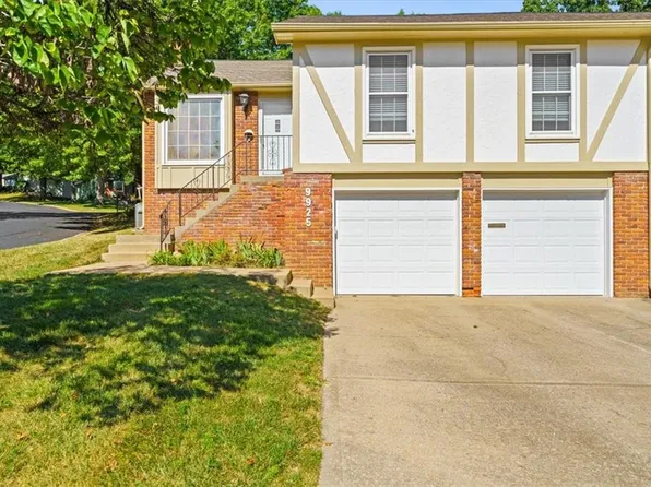 9925 Edelweiss Cir, Merriam, KS 66203