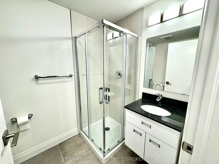 652 Princess St #711 — Photo 6