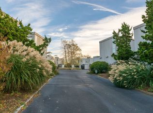 29 Fairway Pl UNIT 23, Montauk, NY 11954
