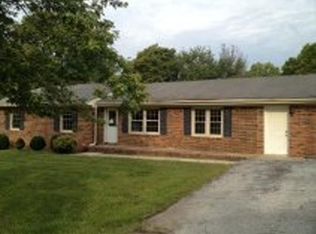 109 Donna Dr, Hopkinsville, KY 42240