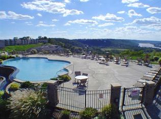 556 Rivers Breeze Dr, Ludlow, KY 41016