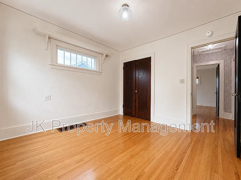 2217 1st Ave S — Photo 15