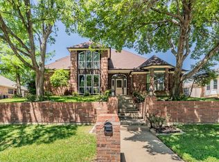 707 Kyle Dr, Arlington, TX 76011