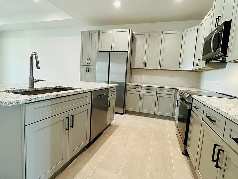 31 Louisburg Ln #A — Photo 9