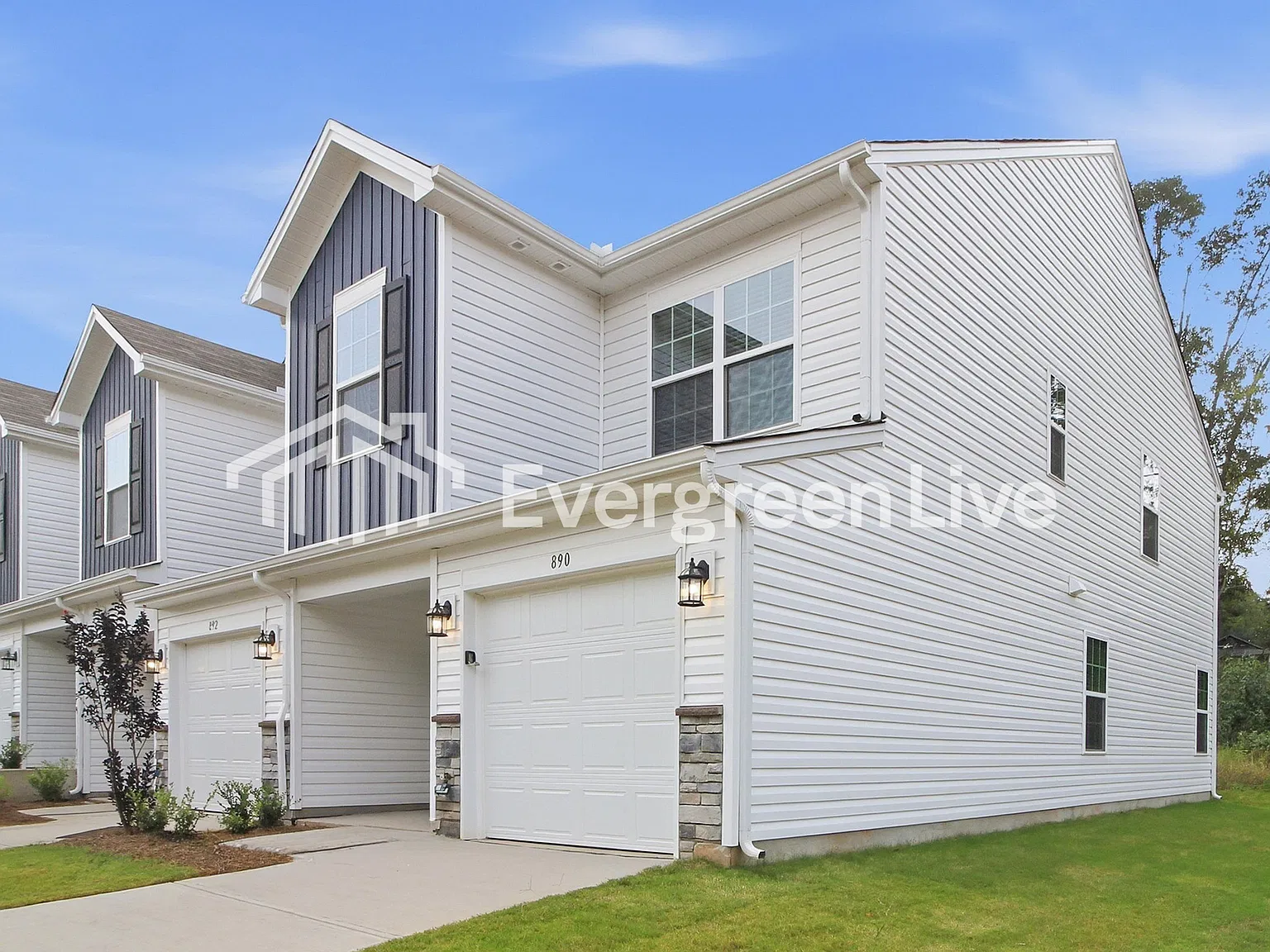 3 bed, 3.0 bath, 1403 sqft, $1,565 — Photo 3