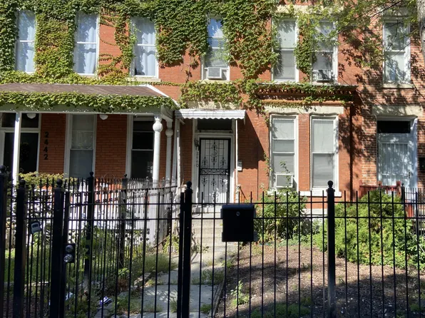 2440 W Lexington St, Chicago, IL 60612