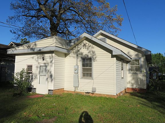 3rd image of 615 Hamilton St