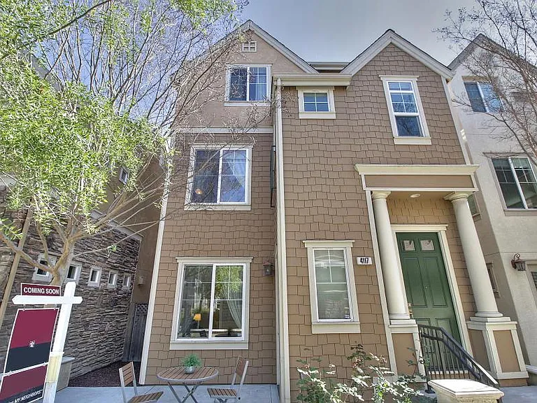 4117 Tobin Cir — Photo 1