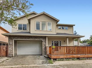 11405 SE Clinton Ct, Portland, OR 97266