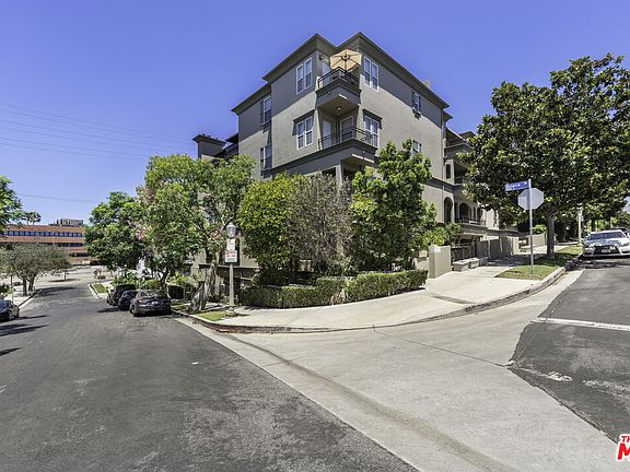 2nd image of 1820 Benecia Ave APT 402