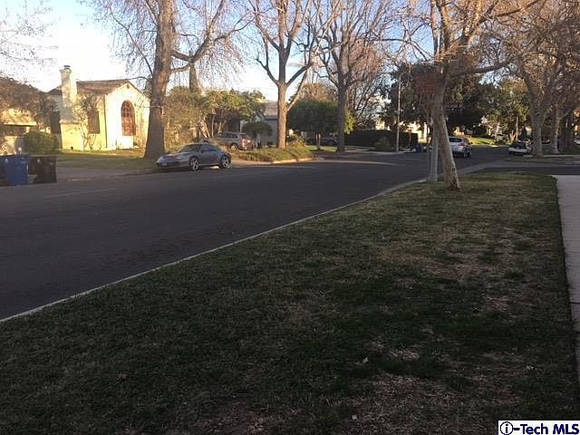 1st image of 3732 Glenfeliz Blvd
