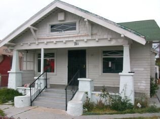 221 E 60th St, Los Angeles, CA 90003