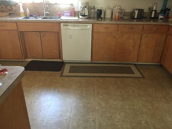 5th image of 345 E Carlton Way