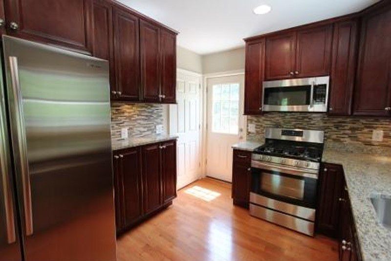 1st image of 421 Sherrow Ave