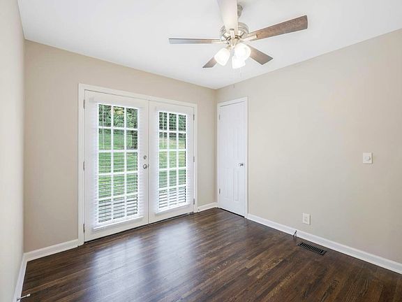 3rd image of 600 Durrett Dr