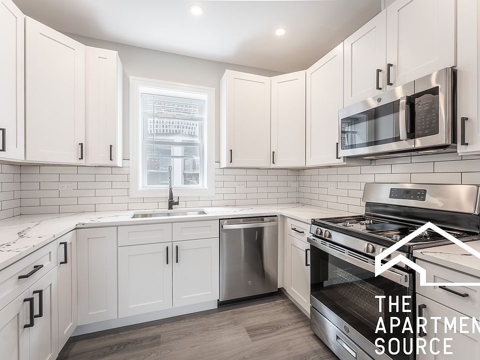 1st image of 4319 N Francisco Ave #1