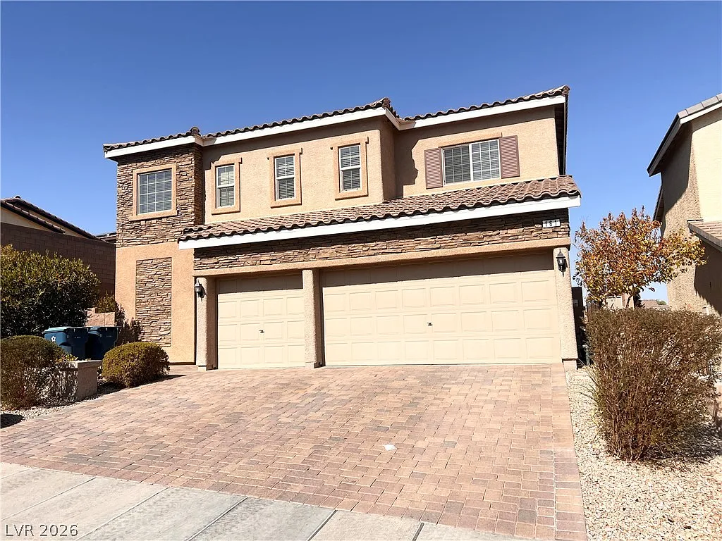 5 bed, 3.5 bath, 3178 sqft, $3,500 — Photo 3