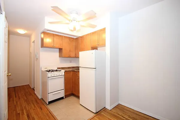 Rented by Town Residential | media 2