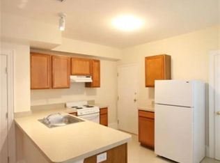 880 Massachusetts Ave #34, Cambridge, MA 02139