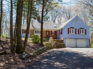 27 Canton Rd, Simsbury, CT 06092