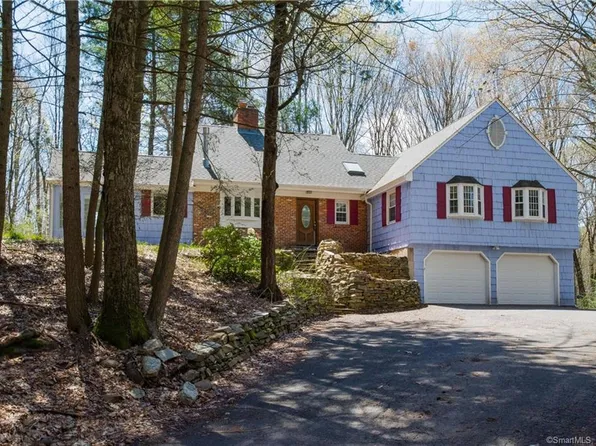 27 Canton Rd, Simsbury, CT 06092