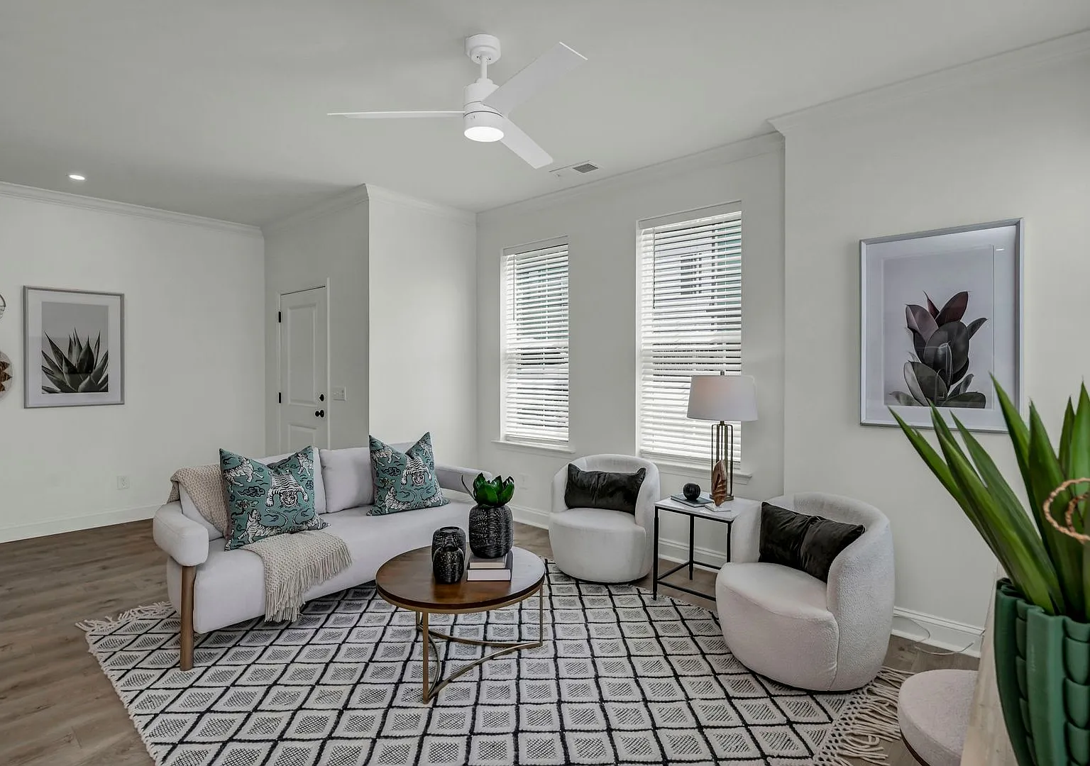 609 S Edisto Ave — Photo 2