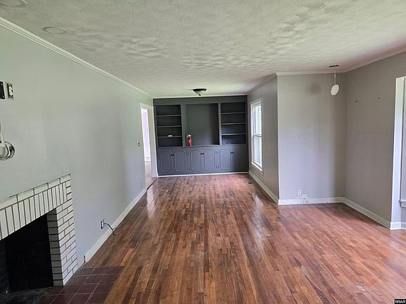 3rd image of 901 S Home St