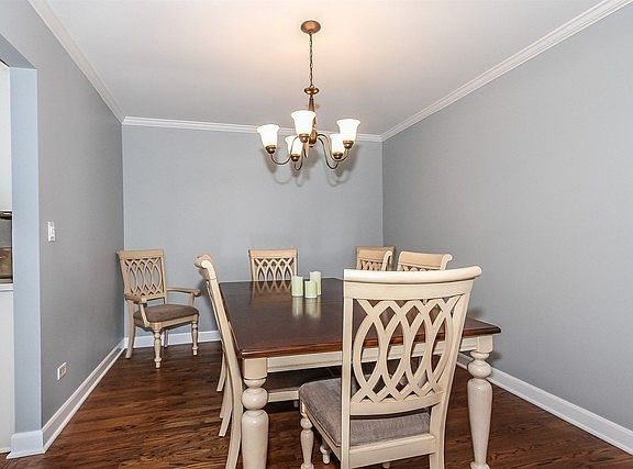 5th image of 1087 N King Charles Ct