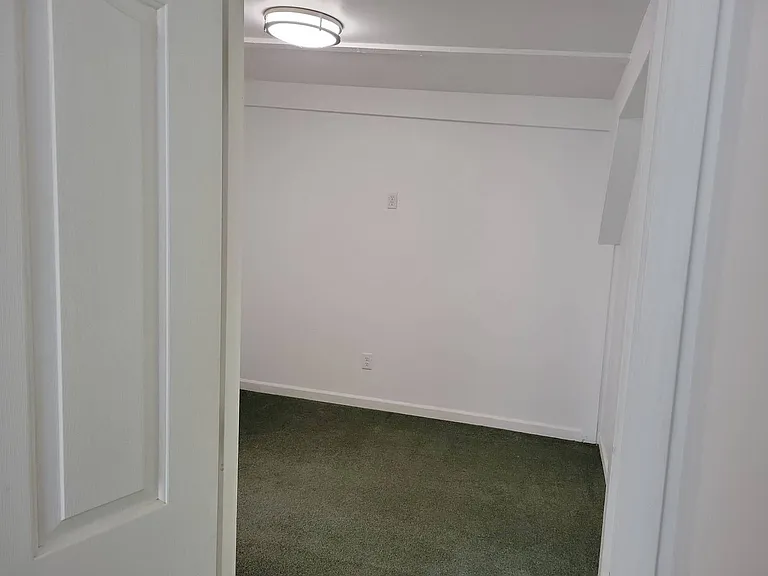 225 E C St — Photo 13
